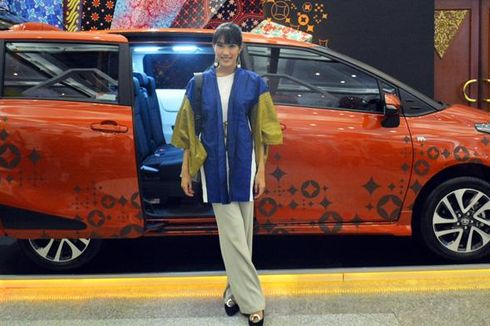 Toyota Sienta Membaur di Ranah ”Fashion”
