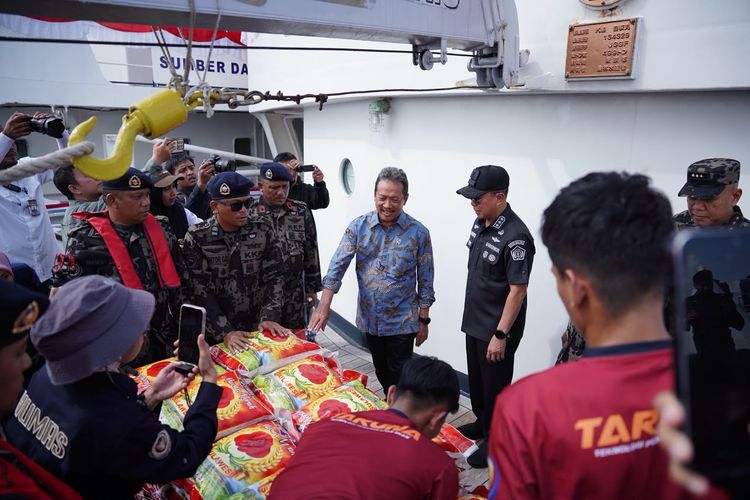 KKP Kirim 50 Ton Bantuan untuk Korban Gempa NTT