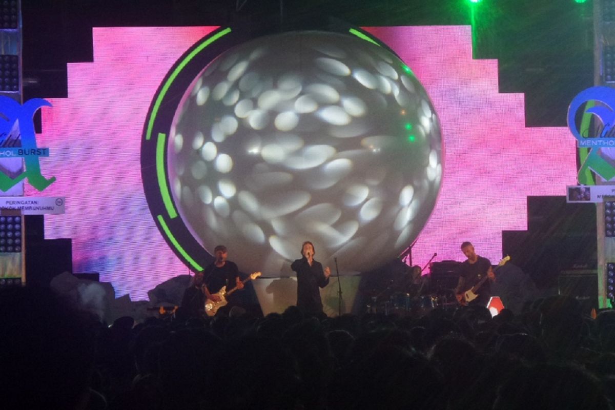 Mew tampil dalam Soundrenaline 2017 di Garuda Wisnu Kencana, Bali, Sabtu (9/7/2017).