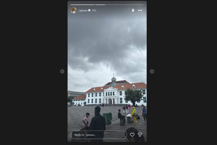Tangkapan layar insta story @_ryeoun yang menampilkan suasana Taman Fatahillah Kota Tua Jakarta, pada Kamis (29/1/2026).