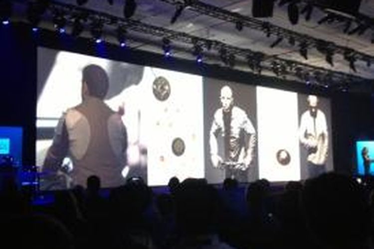 Intel mendemonstrasikan teknologi pakaian pintar dalam acara Intel Developer Forum 2013 di San Francisco, California, AS, Kamis (12/9/2013)