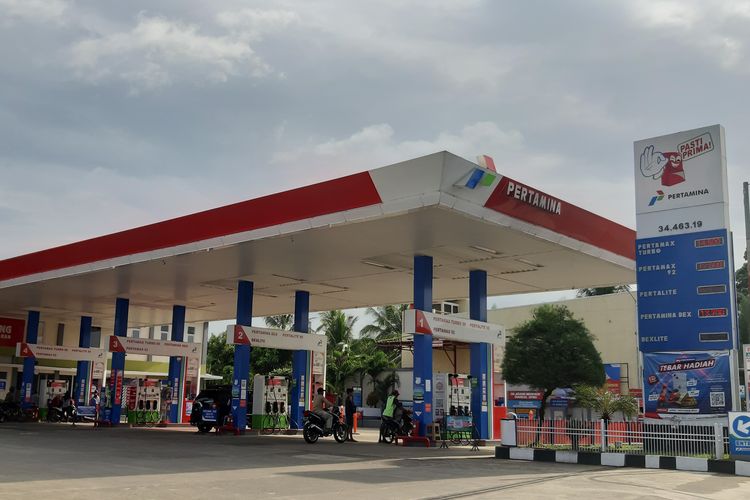 Ketua Komisi XI DPR Duga Banyak Orang Akan Beralih ke Pertalite Imbas Harga Pertamax Naik
