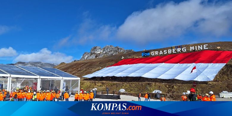 Bentangkan Bendera Merah Putih Raksasa, PT Freeport Indonesia Raih Guinness World Records