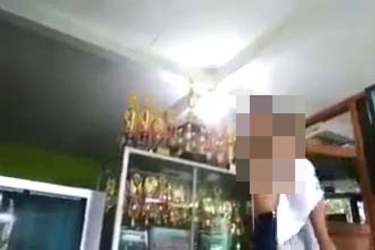 Potongan gambar dari video siswa MTs tantang guru di Purbalingga yang viral di linimasa baru-baru ini.