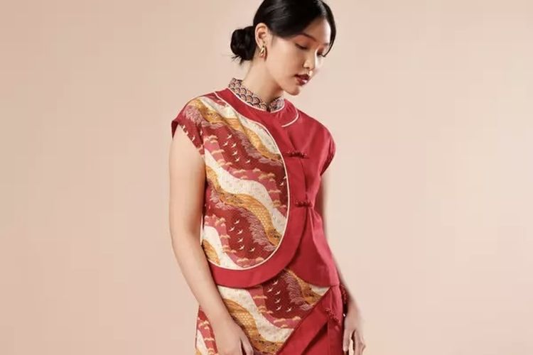 Busana Cheongsam dari toko Minimal.