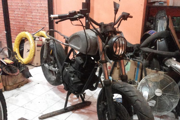 Tak Sulit Modifikasi Motor Jadi Bergaya Retro Halaman All Kompas Com