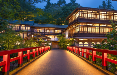 5 Tempat di Jepang Mirip Film Anime Spirited Away