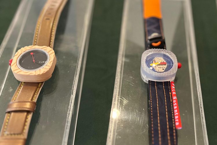 Produk jam tangan kayu yang diproduksi oleh Pala Nusantara.
