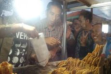 Penjual Gorengan Ini Grogi Dagangannya Tiba-tiba Dibeli Jokowi