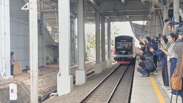 Perpanjangan KRL ke Cikampek Butuh Double-Double Track