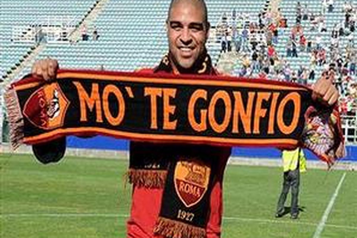 Adriano bersemangat bersama AS Roma.
