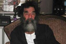 [HOAKS] Video Saddam Hussein Tersenyum Ikhlas Divonis Mati