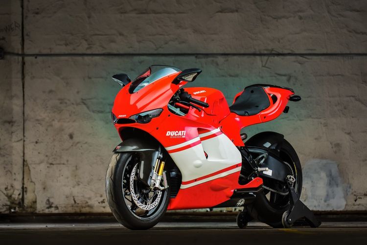 Ducati Desmosedici RR