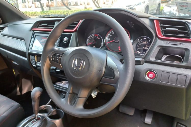 Interior Honda Brio RS facelift