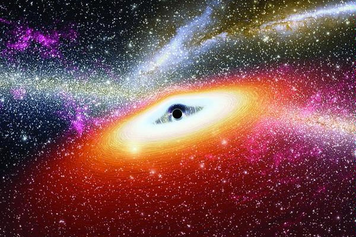 Gambar yang dibuat dengan Spitzer Space Telescope yang diterbitkan oleh Badan Penerbangan dan Antariksa Amerika Serikat (NASA) pada Selasa (17/3) pekan lalu menunjukkan adanya sebuah lubang hitam baru. Menurut sebuah penelitian yang diterbitkan pada majalah Nature , lubang hitam yang dinamai Quasars ini telah tumbuh dengan amat cepat pada satu miliar tahun pertama setelah Ledakan Besar (Big Bang).