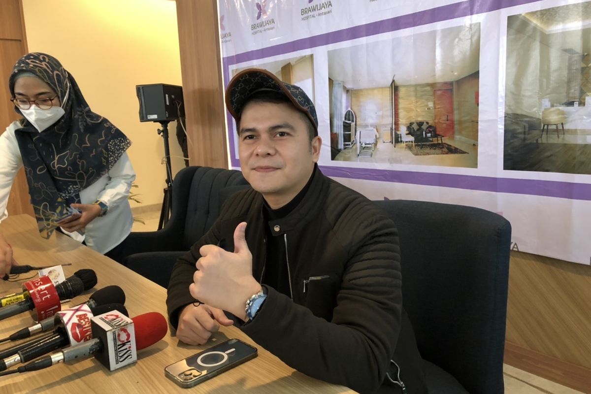 Handika Pratama sata menceritakan persalinan anak pertamanya di Rumah Sakit Brawijaya kawasan Jakarta Selatan, Sabtu (7/5/2022). 