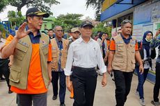 BNPB dan Menko PMK Sambangi Pengungsi Longsor di Sukajaya Bogor