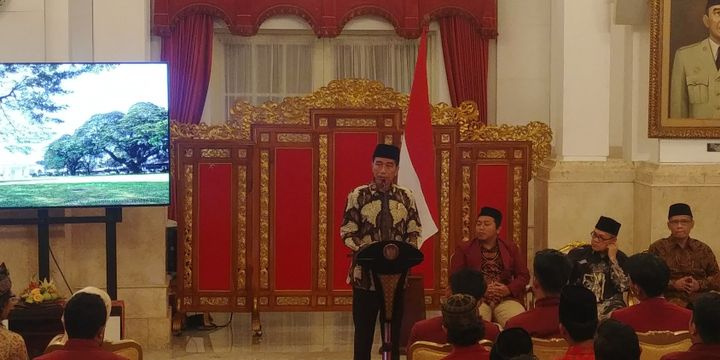 Presiden Joko Widodo menerima 177 mahasiswa dari Ikatan Mahasiswa Muhammadiyah (IMM) di Istana Negara, Jakarta, Senin (6/8/2018) siang.