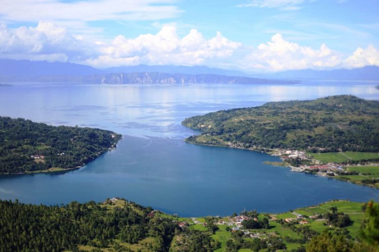 Taman Sipinsur di Desa Paerung, Kecamatan Paranginan, Kabupaten Humbanghasundutan, Sumatera Utara.