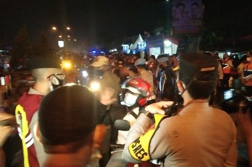 Pemudik yang 6 Tahun Tak Bertemu Anaknya Diizinkan Lewati Penyekatan dengan Syarat