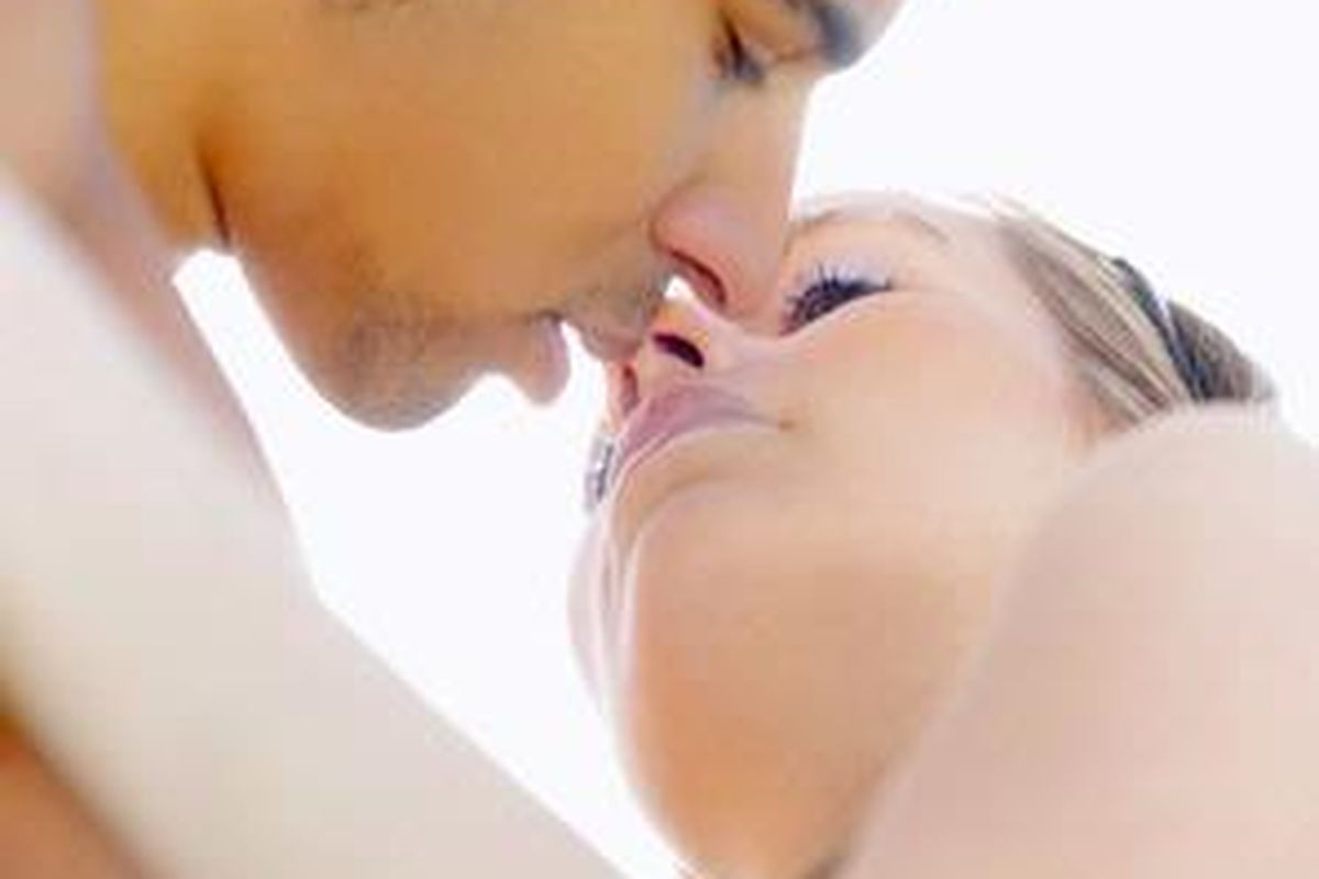 Wet kisses yang dilancarkannya dapat dijelaskan secara ilmiah.