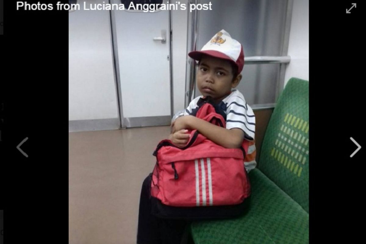 Alvin, siswa kelas 2 SD yang setiap hari berjalan kaki dan naik kereta dari Parung Panjang ke Tanah Abang untuk bersekolah.