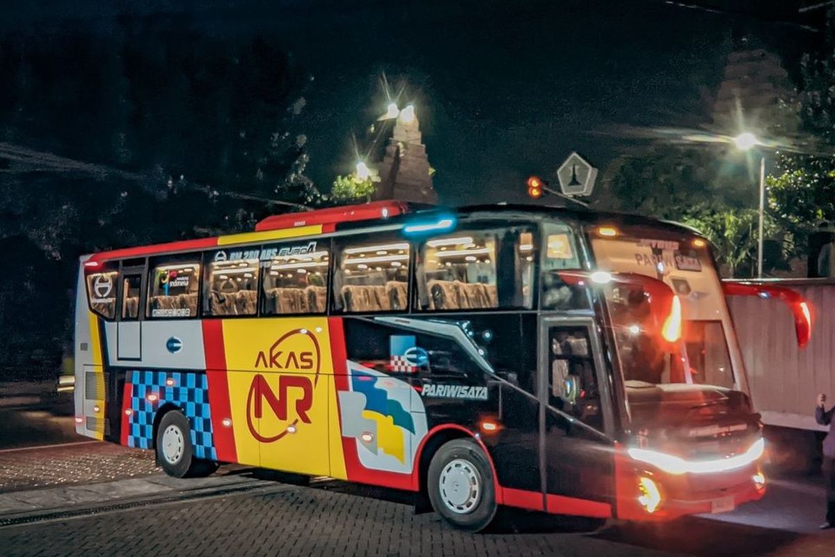 Bus baru Akas NR