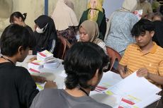 Hari Pertama Penyortiran di Bekasi, 341 Surat Suara DPR RI Ditemukan Rusak 