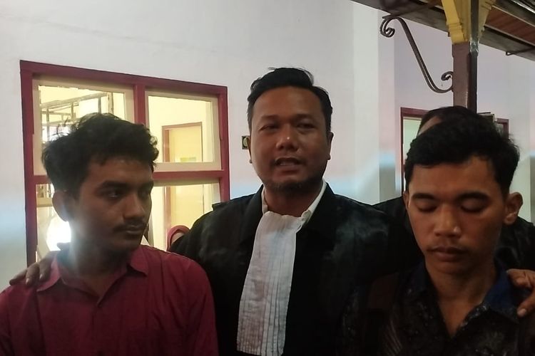 Reaksi Terdakwa Kasus Beli 25 Liter Pertalite usai Dimaafkan Hakim