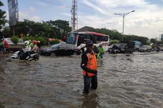 Sempat Tergenang, Jalan Pantura Kaligawe Semarang Sudah Bisa Dilalui