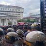 Ratusan Mahasiswa Diduki Balai Kota Semarang, Protes Efisiensi Anggaran dan Kabinet Genuk