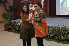 Sertijab Menteri PPPA, Yohana Yembise: Yang Papua Pergi, Bali Masuk