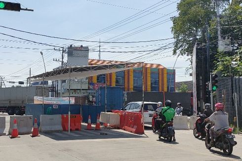 Hari Pertama PSBB Kota Tegal, Warga Tak Pakai Masker hingga Terobos Beton MCB