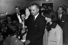 Kisah Lyndon B Johnson, Satu-satunya Presiden AS yang Dilantik di Atas Pesawat Terbang