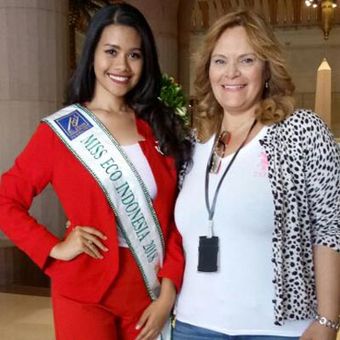 Astira Intan Vernadeina, Duta Indonesia akan ikut berkompetisi dalam pemilihan Miss Eco International 2018 di Mesir pada Jumat (27/4/2018). Astira Intan Vernadeina yang juga Runner Up III Putri Pariwisata 2017 tiba di Kairo, Mesir, Senin (9/4/2018).