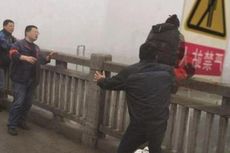Dua Sopir Bus di China Selamatkan Wanita yang Berniat Bunuh Diri