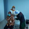 Vaksinasi Covid-19 Nakes Lansia di Solo, Walkot Rudy Pertama Disuntik