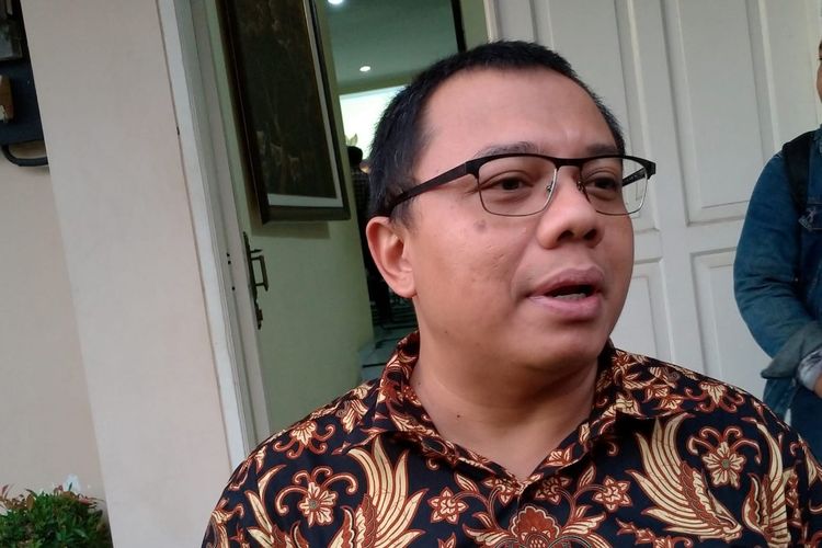 Pengamat politik dari Para Syndicate, Ari Nurcahyo, di kantornya, Jakarta Selatan, Jumat (22/3/2019). 
