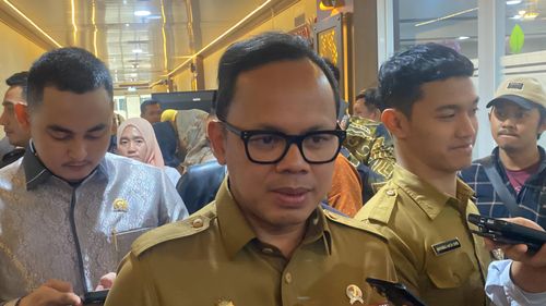 Wamendagri Ungkap Banyak Faktor Sebabkan Angka Golput di Pilkada Tinggi, Kejenuhan hingga Cuaca
