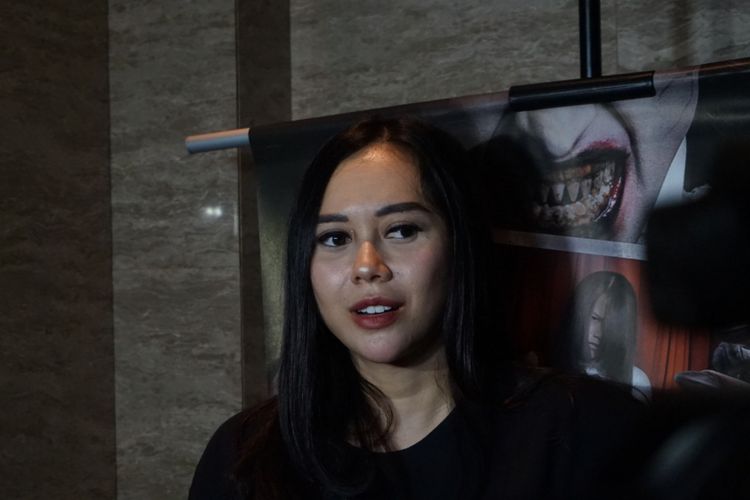 Aura Kasih Blak Blakan Soal Isu Video Dewasa Dengan Ariel Noah