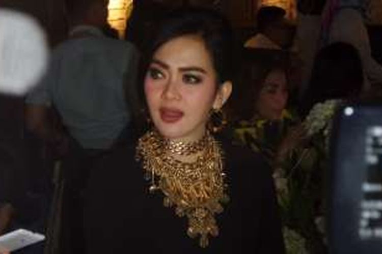 Syahrini dalam acara buka puasa di Grand Indonesia, Jakarta Pusat, Rabu (22/6/2016).