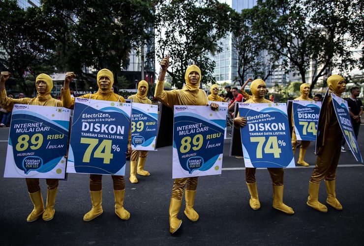 PLN Hadirkan Program Inovasi Tambah Daya dan Internet