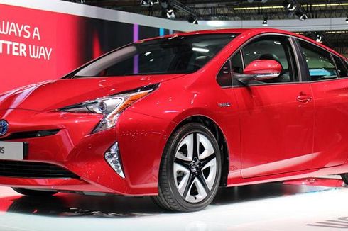 Model Baru, Target Prius Justru Dipangkas