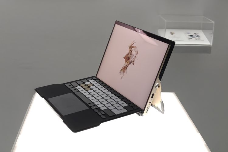 Asus ROG Flow Z-13-KJP.