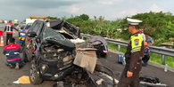 Kronologi Kecelakaan Mobil Anggota DPR Gus Hilman di Tol Paspro, Sopir Diduga Mengantuk