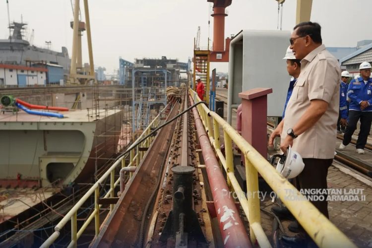 Menhan Sjafrie Cek Proyek Fregat Merah Putih, KSOT KSSR, dan Kapal Selam Scorpene