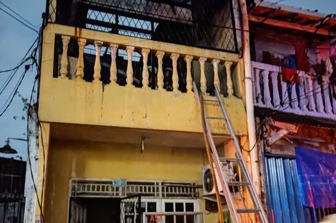 Plafon Diduga Terkena Listrik yang Korsleting, Rumah di Kebon Jeruk Terbakar