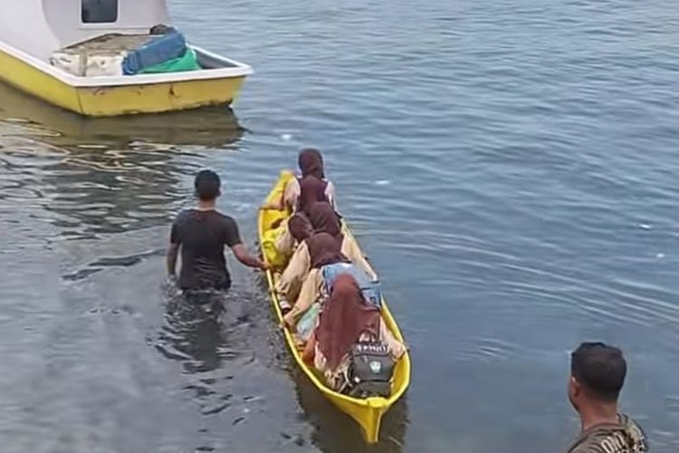 Terjebak Konflik Antarwarga Saat Berkemah di Sekolah, Siswa SMPN 1 Adonara Timur Dievakuasi 