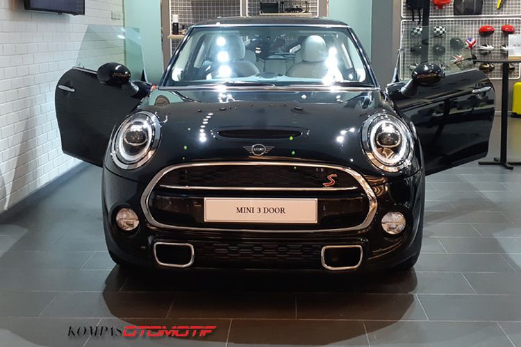 Mini 3-Door Black Edition