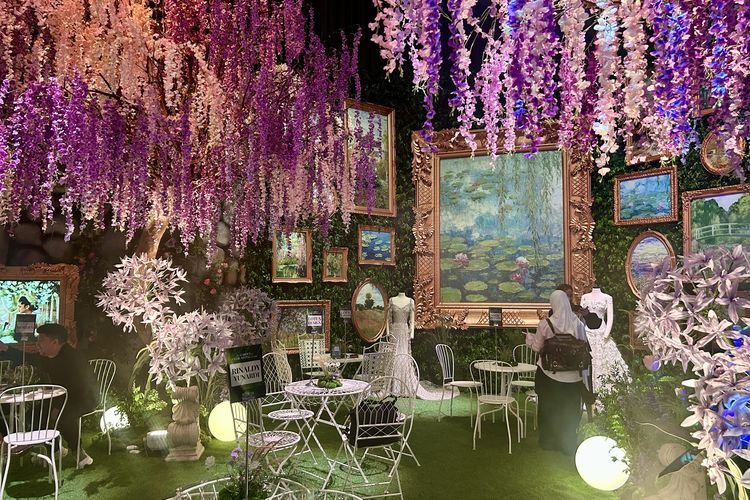 Instalasi pernikahan yang ada di The Garden of Everlasting Heritage, Where Traditions and Timeless Love Blossom, di Fairmont Jakarta Pusat, Sabtu (2/5/2026).
